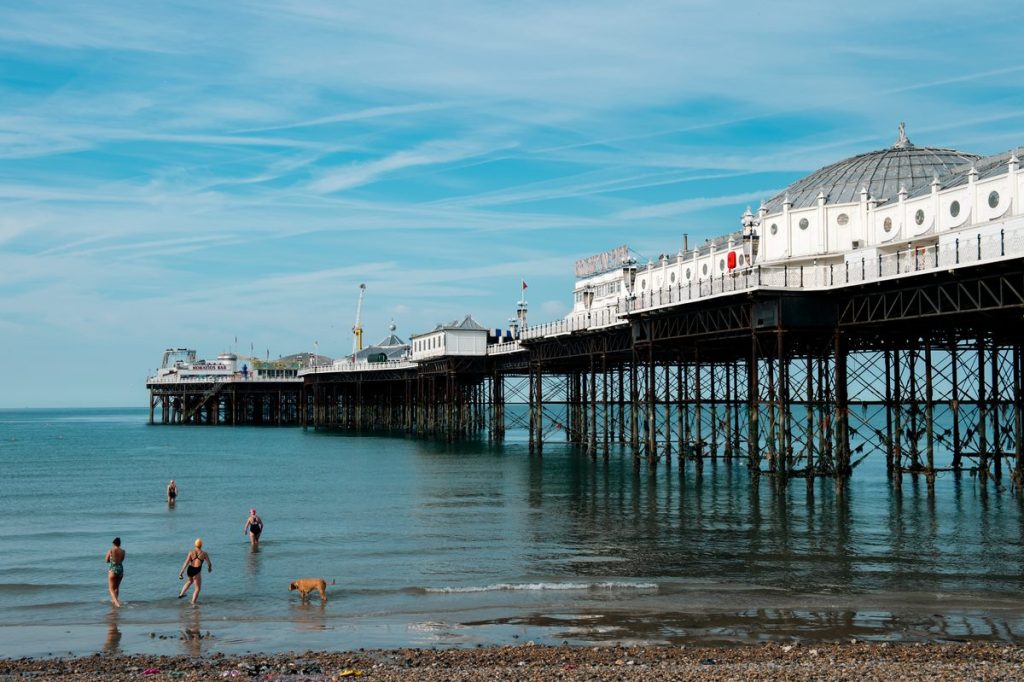 Brighton Pier sahil İngiltere dil okulu
